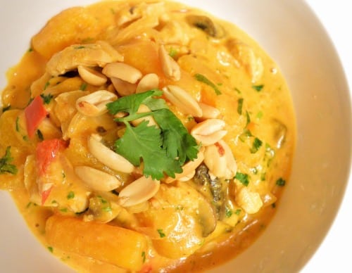 Thai Curry With Chicken and Butternut Squash from Captain America and His English Rose. This recipe is gluten free, just make sure you use a gluten free broth  {click the picture for the recipe}